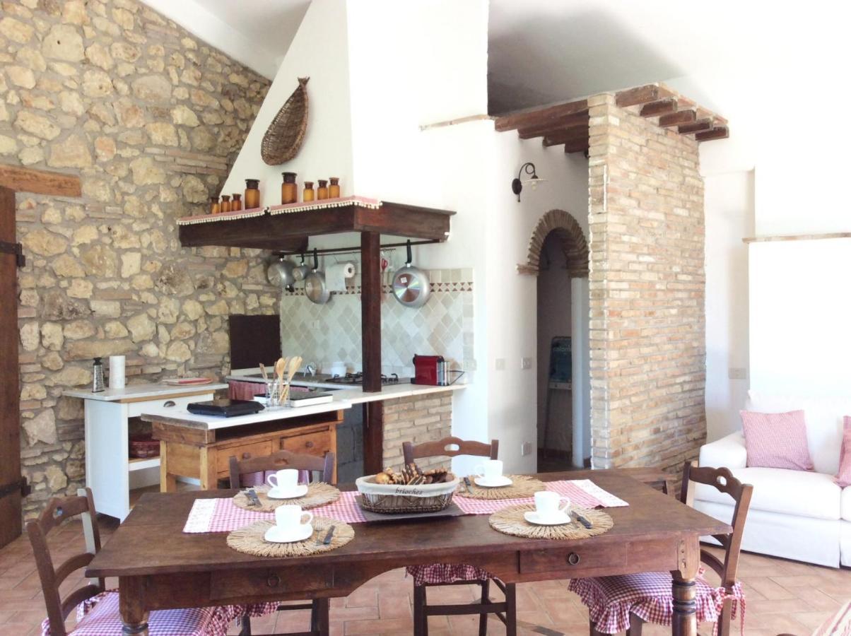切奇纳Relais Casale Il Poggetto - Olivo 2 By Zoom In Earth公寓 外观 照片